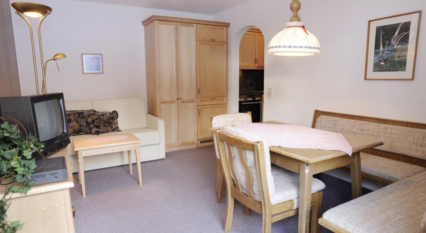 Haus Gariella Apartment การ์กเอลเลิน ภายนอก รูปภาพ