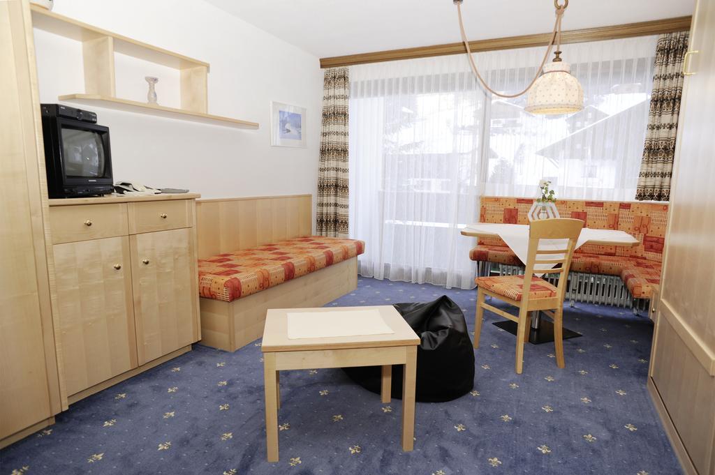 Haus Gariella Apartment การ์กเอลเลิน ภายนอก รูปภาพ